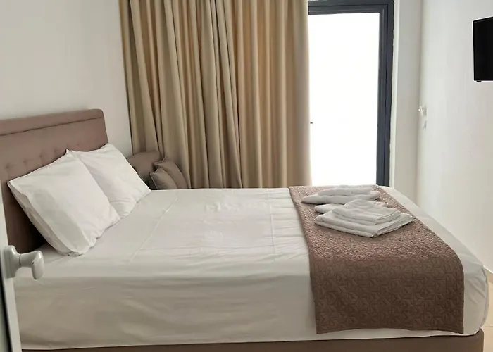 Sun\'S Suites