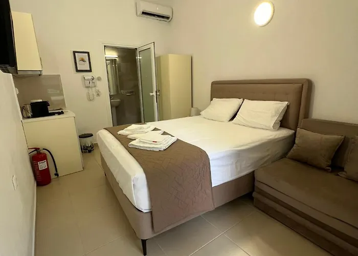 Sun\'S Suites