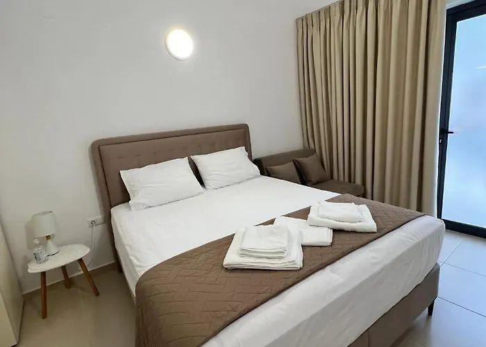 Sun\'S Suites